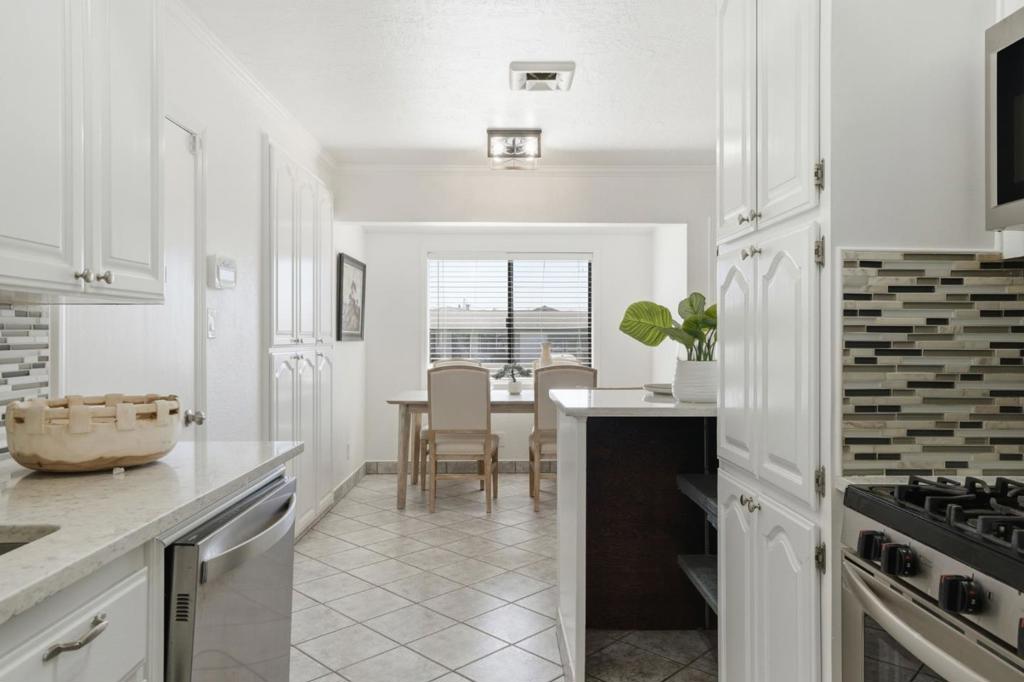 1301 Highland Drive Property Photo 15