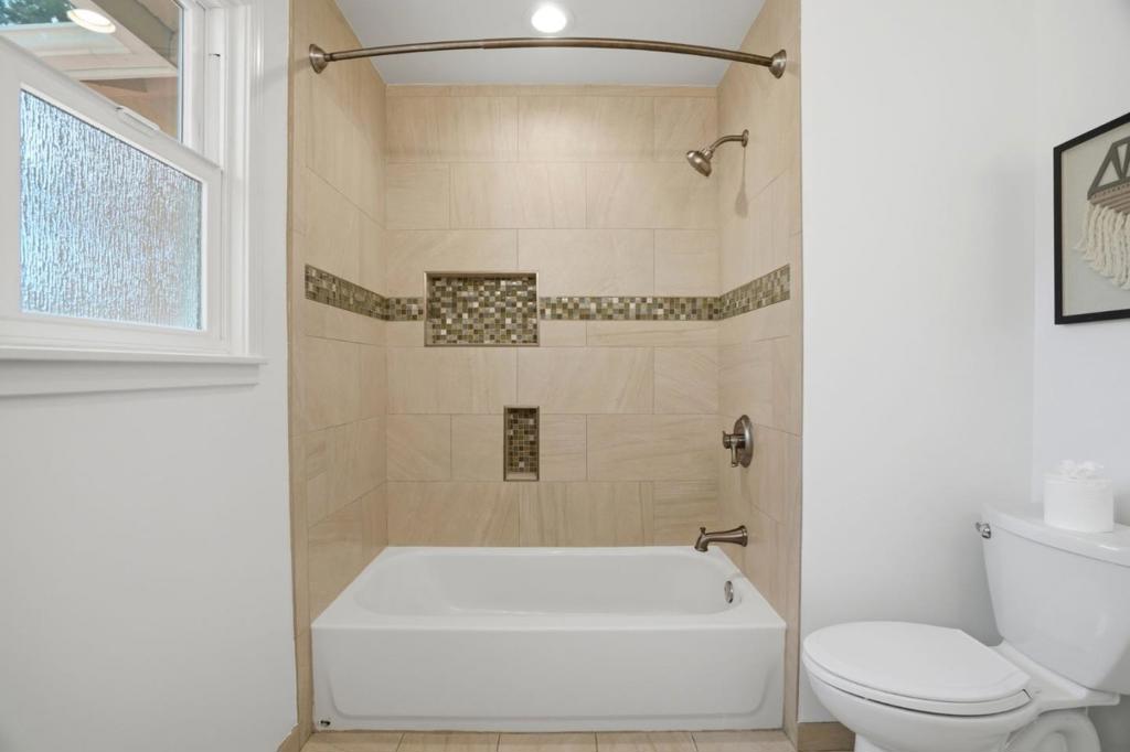385 Carmelita Drive Property Photo 27