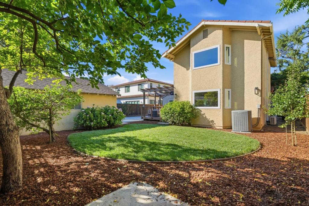 385 Carmelita Drive Property Photo 41
