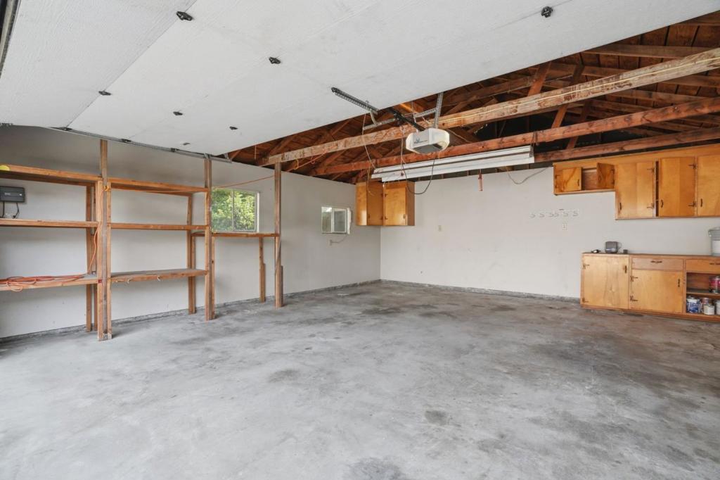 385 Carmelita Drive Property Photo 44