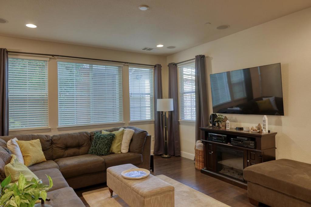 13006 Pope Lane Property Photo 7