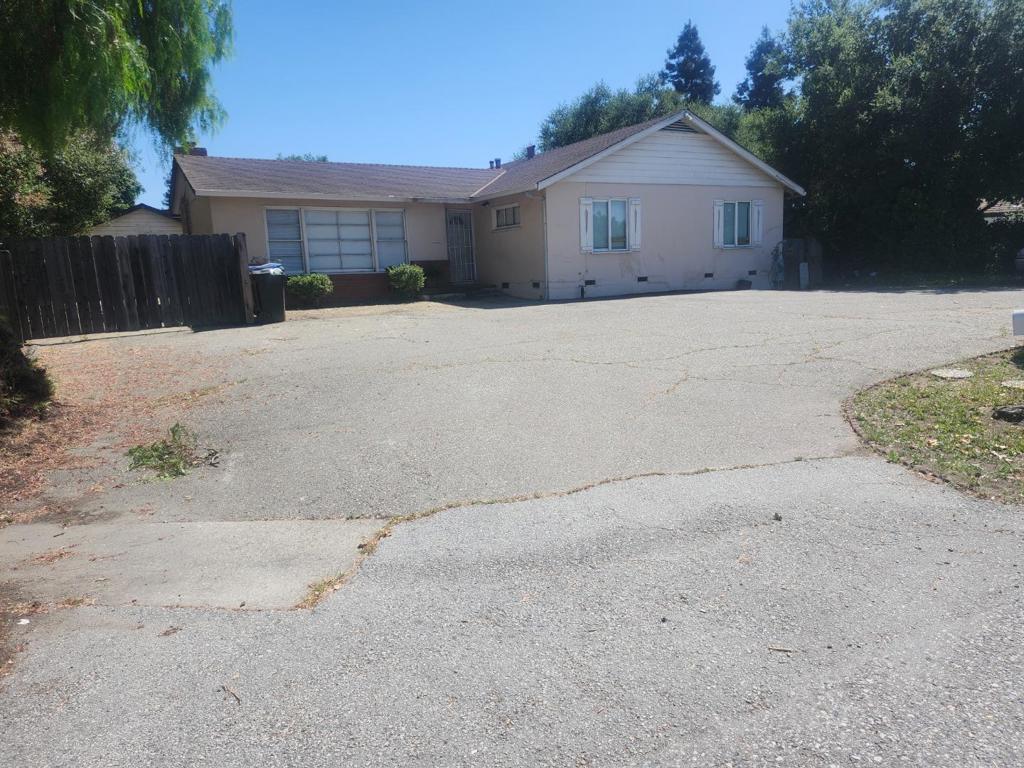 2660 Aborn Road Property Photo 1