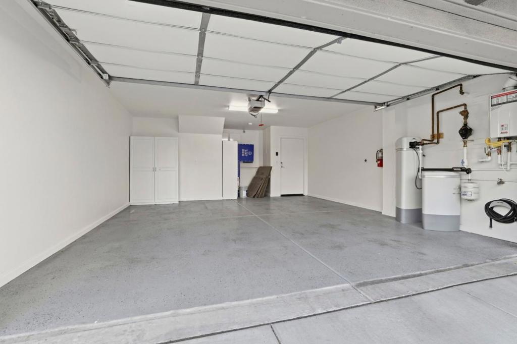 876 Garden Street Property Photo 20