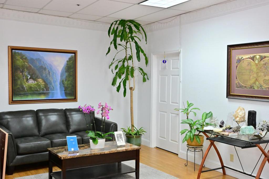 5080 Whitney Place Property Photo 11