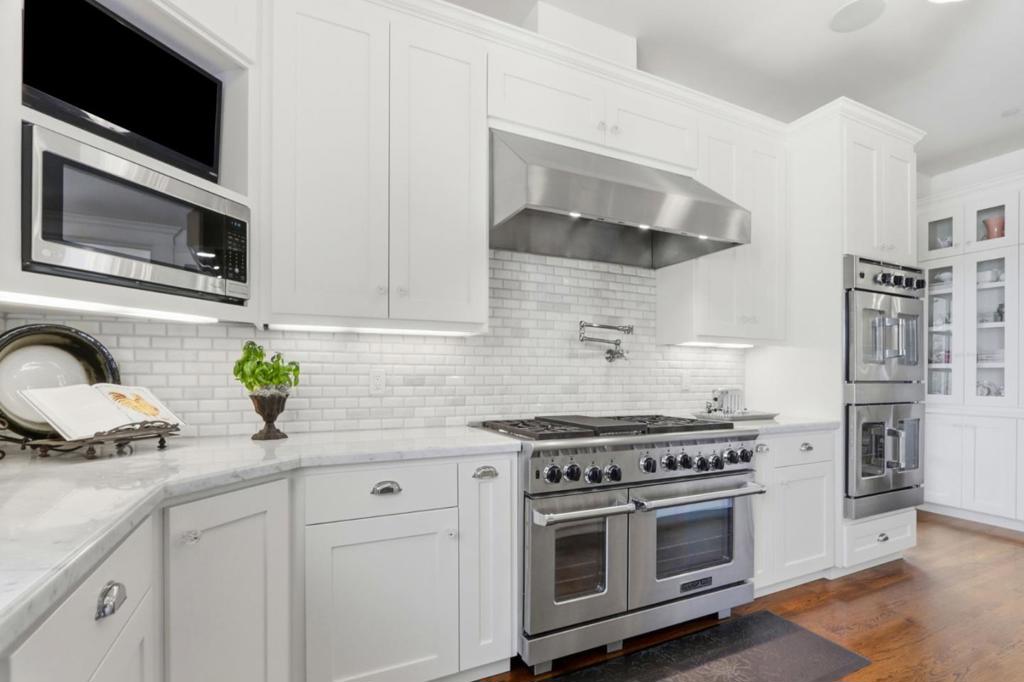 155 Scarlet Court Property Photo 8