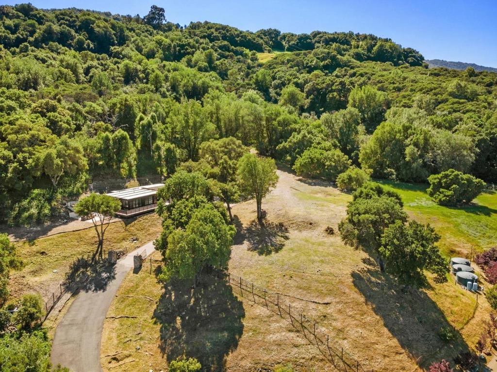 19751 Hicks Road Property Photo 3