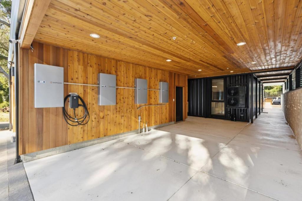 19751 Hicks Road Property Photo 18