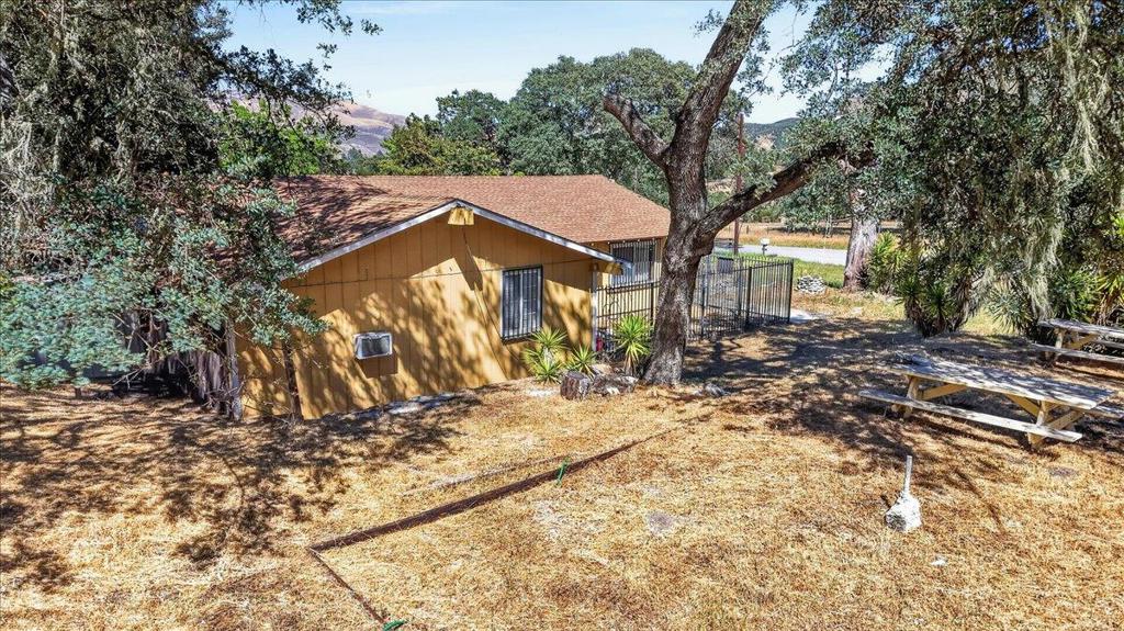 46404 Arroyo Seco Road Property Photo 4