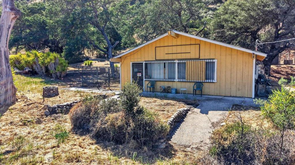 46404 Arroyo Seco Road Property Photo 5
