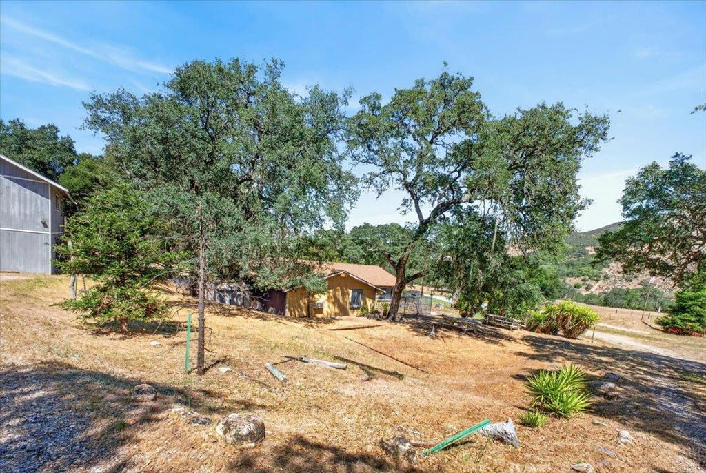 46404 Arroyo Seco Road Property Photo 8