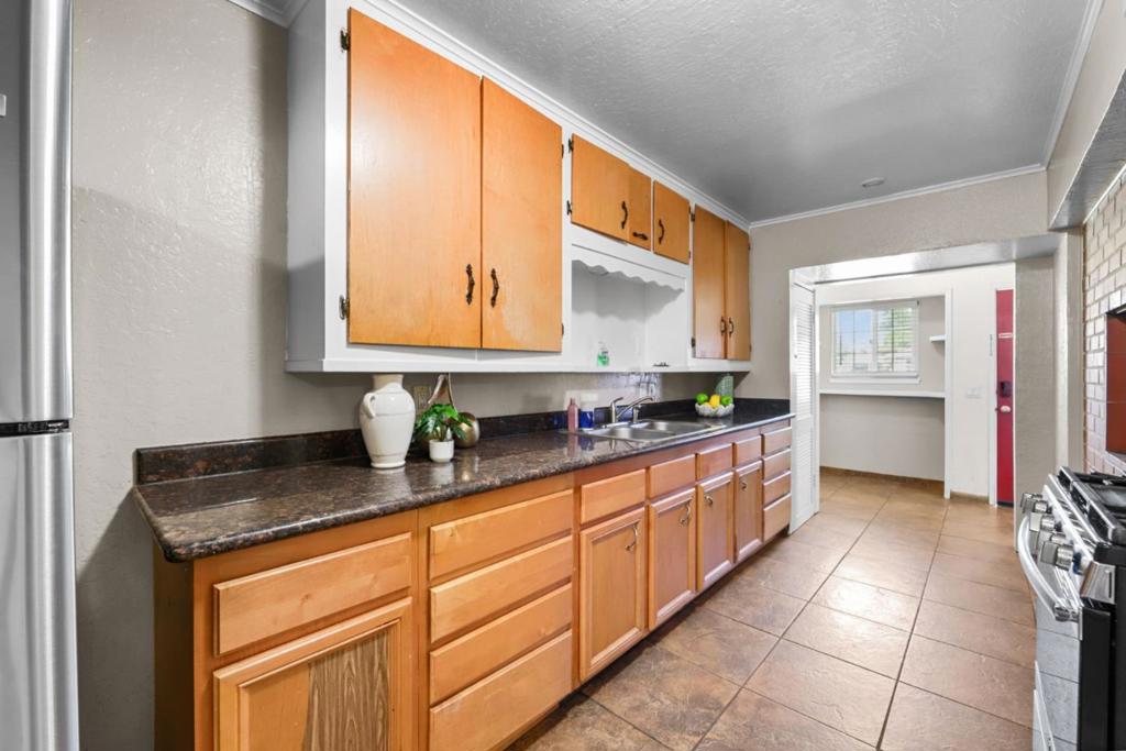 16195 Church Street Property Photo 15