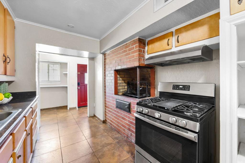 16195 Church Street Property Photo 16