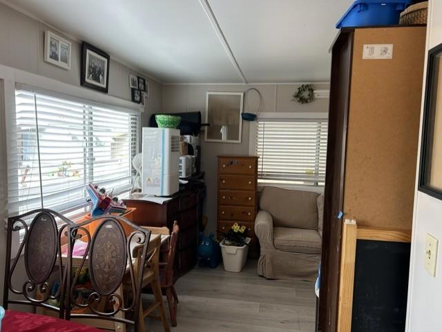 2053 East Bayshore 7 Property Photo 6