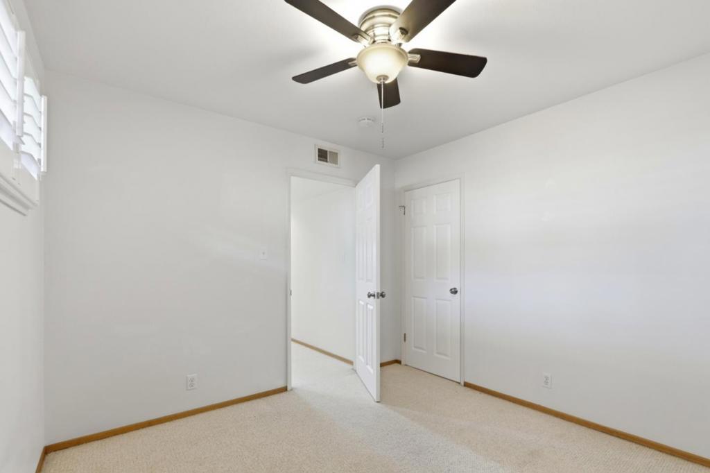 94 Roxbury Street Property Photo 18