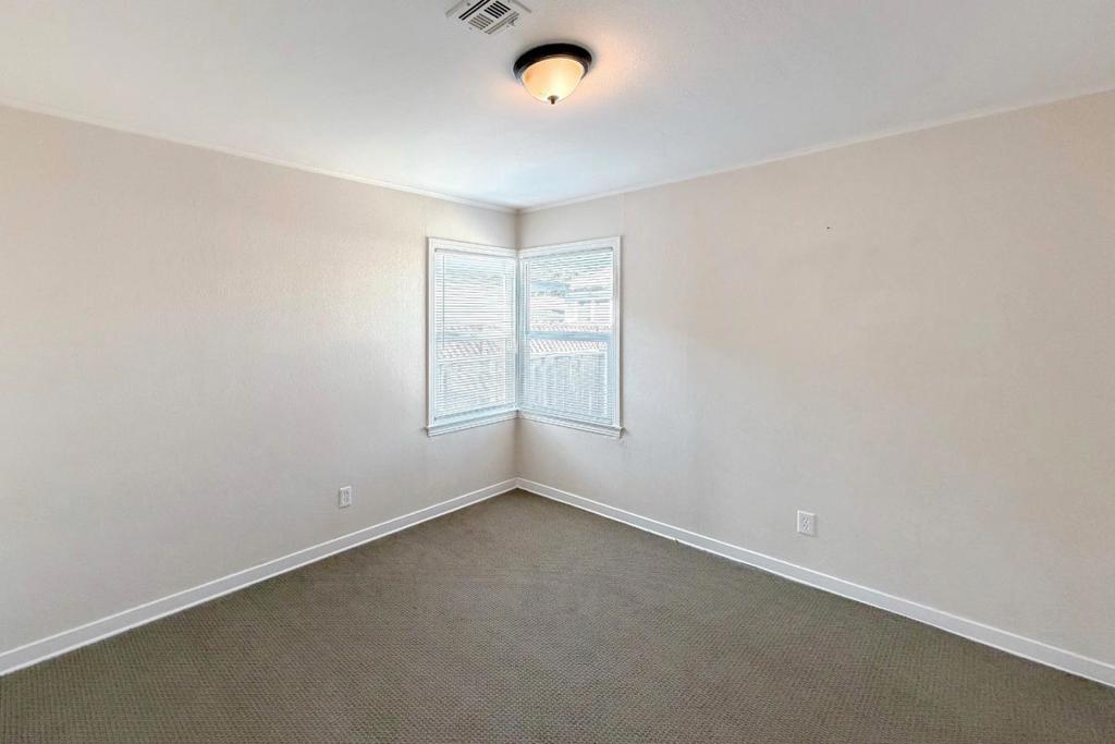 1118 Victoria Avenue Property Photo 21