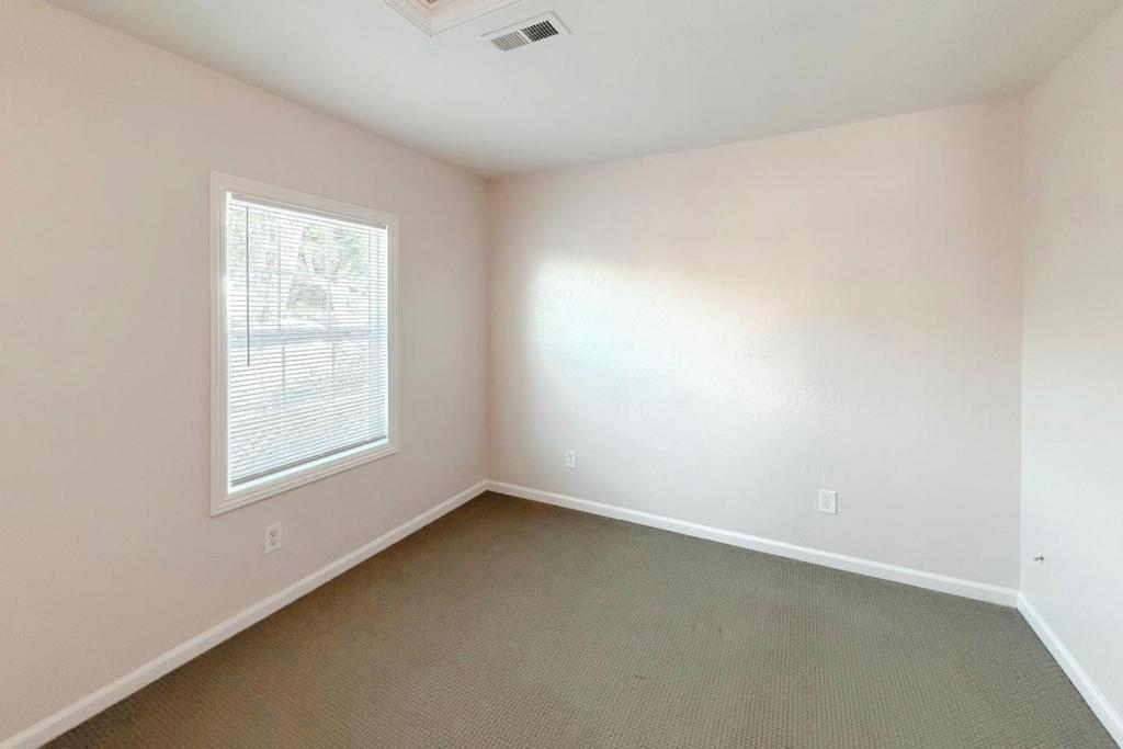 1118 Victoria Avenue Property Photo 25