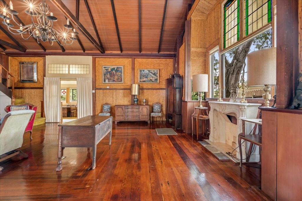 841 Congress Avenue Property Photo 18