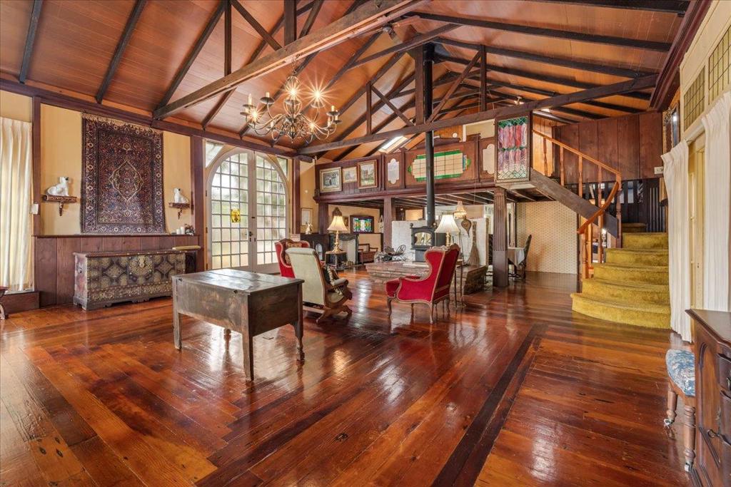 841 Congress Avenue Property Photo 19