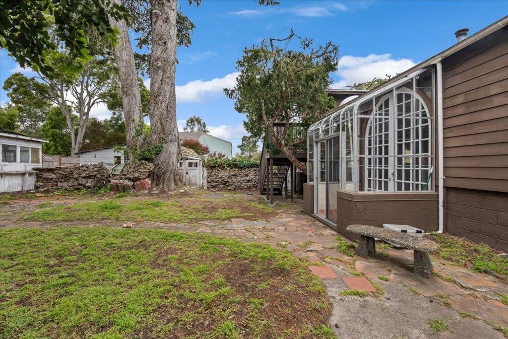 841 Congress Avenue Property Photo 47