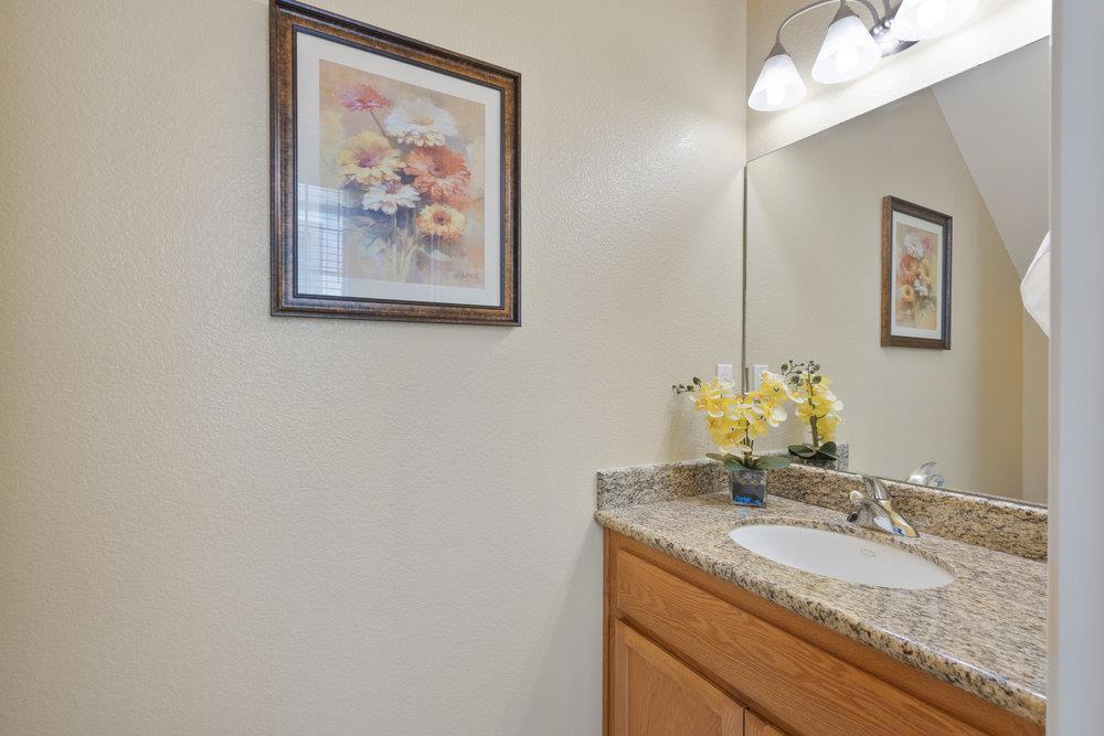 26 Oliveira Loop Property Photo 7
