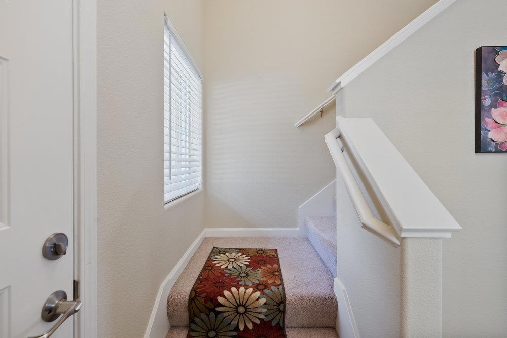 26 Oliveira Loop Property Photo 18
