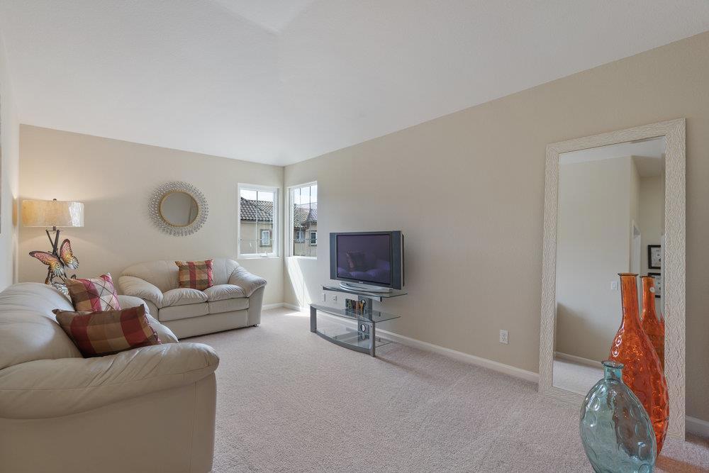 26 Oliveira Loop Property Photo 22