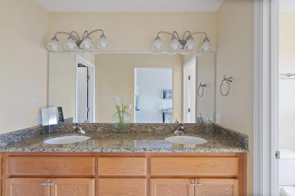 26 Oliveira Loop Property Photo 25