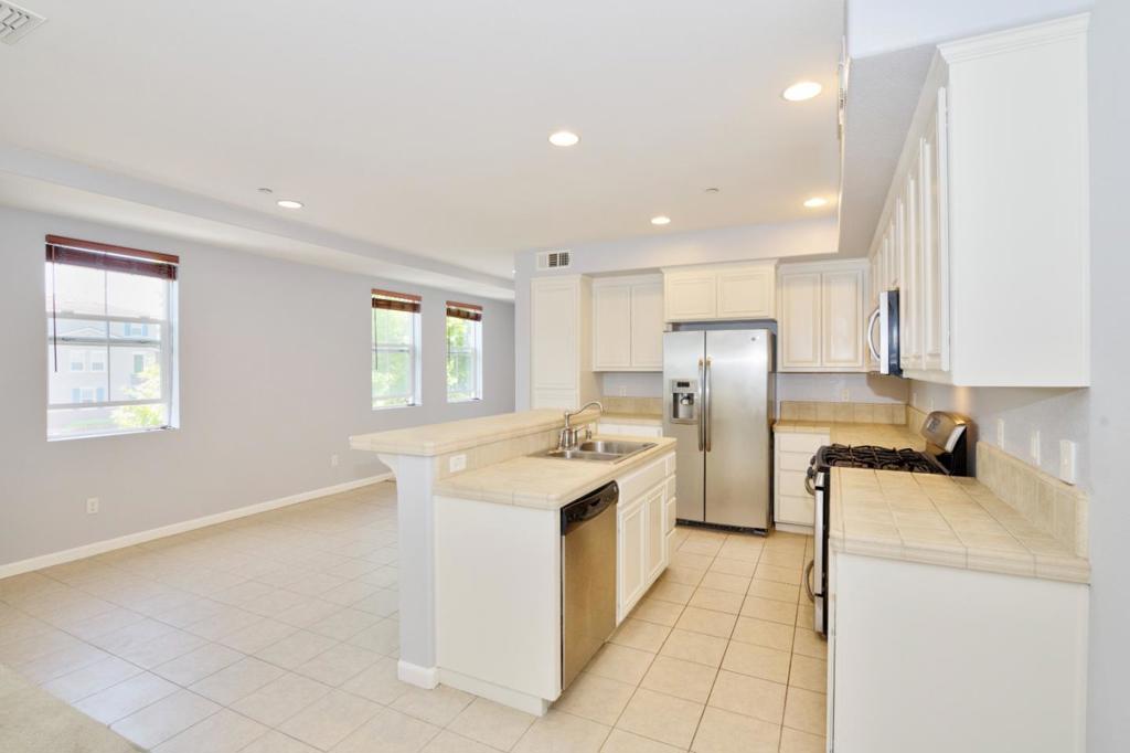 63 Ede Lane Property Photo 7