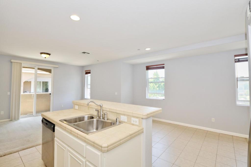 63 Ede Lane Property Photo 8