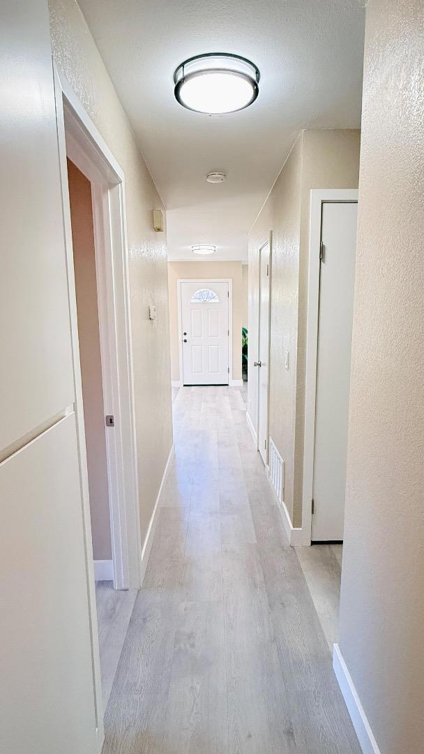 5886 Southwind Drive Property Photo 10