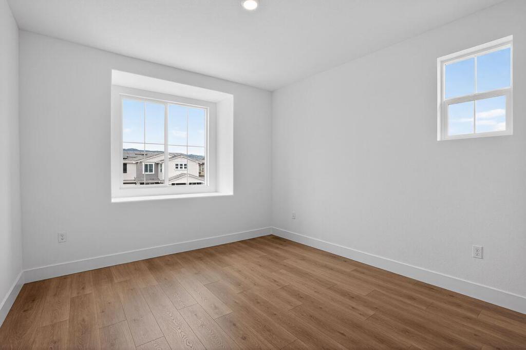 197 Golden Gate Lane Property Photo 11