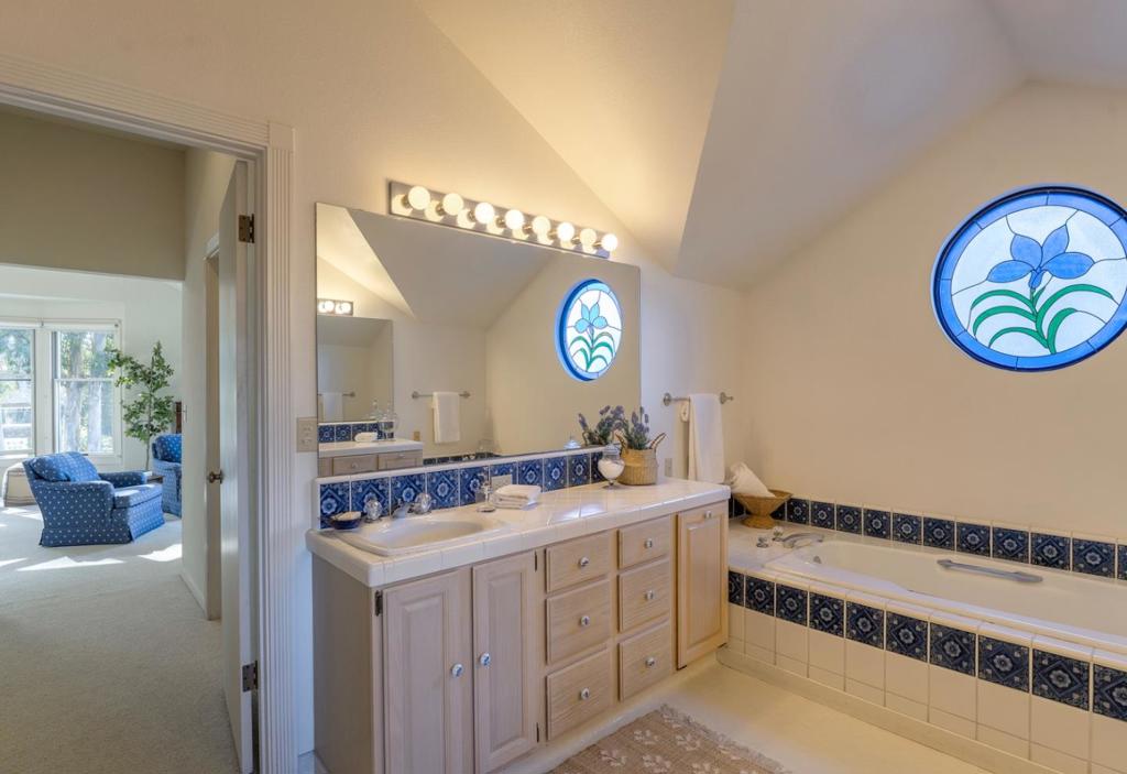 111 12th Street Property Photo 23