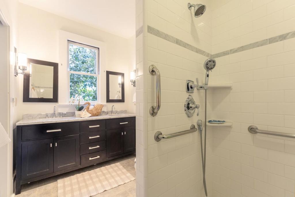 111 12th Street Property Photo 35