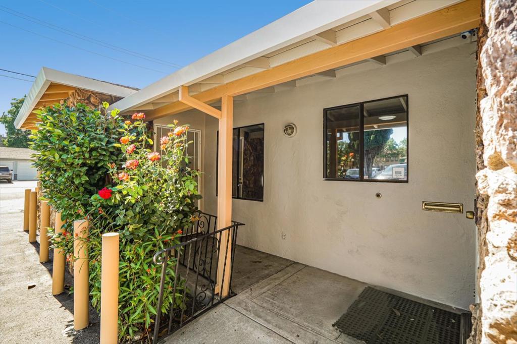 ML82047824 Property Photo 2