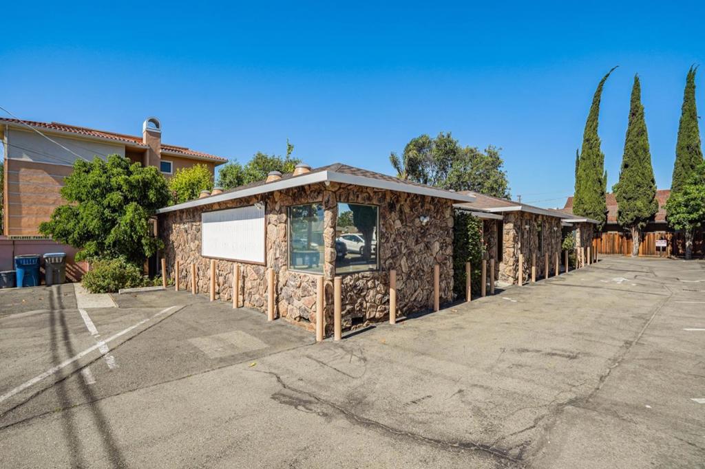 ML82047824 Property Photo 4