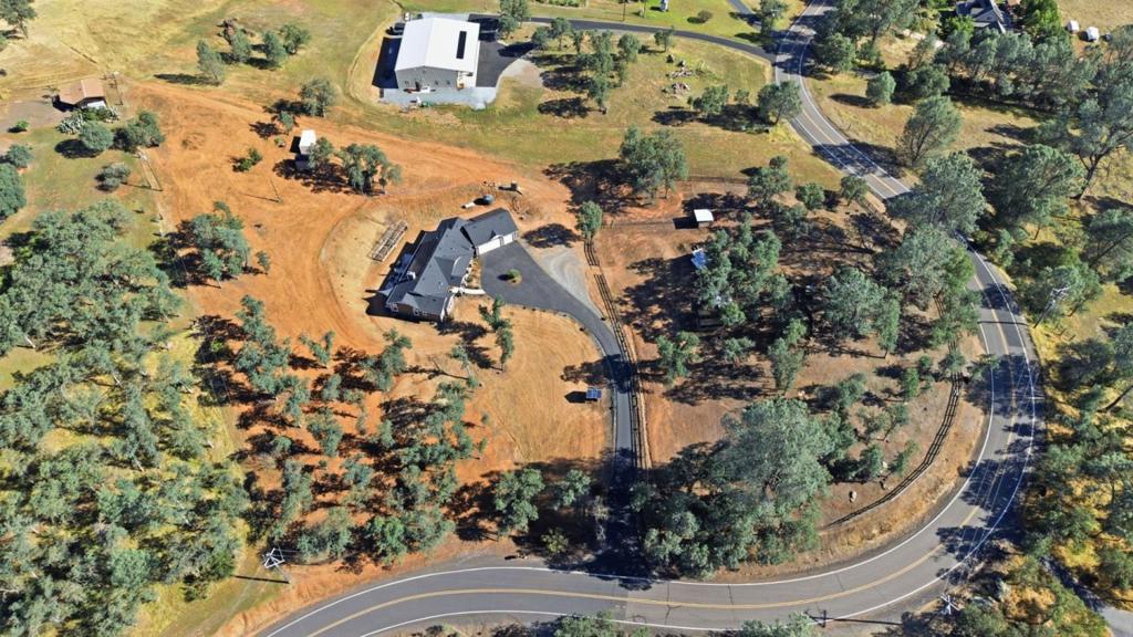489 Black Creek Drive Property Photo 31