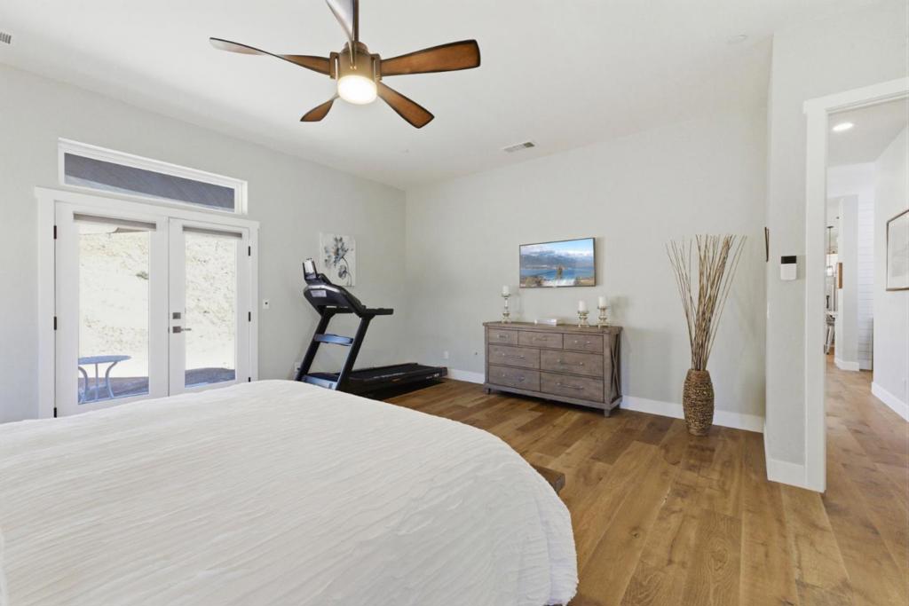 489 Black Creek Drive Property Photo 44