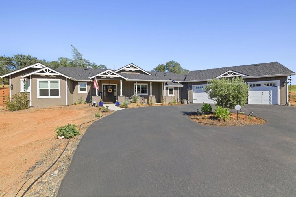 489 Black Creek Drive Property Photo 48