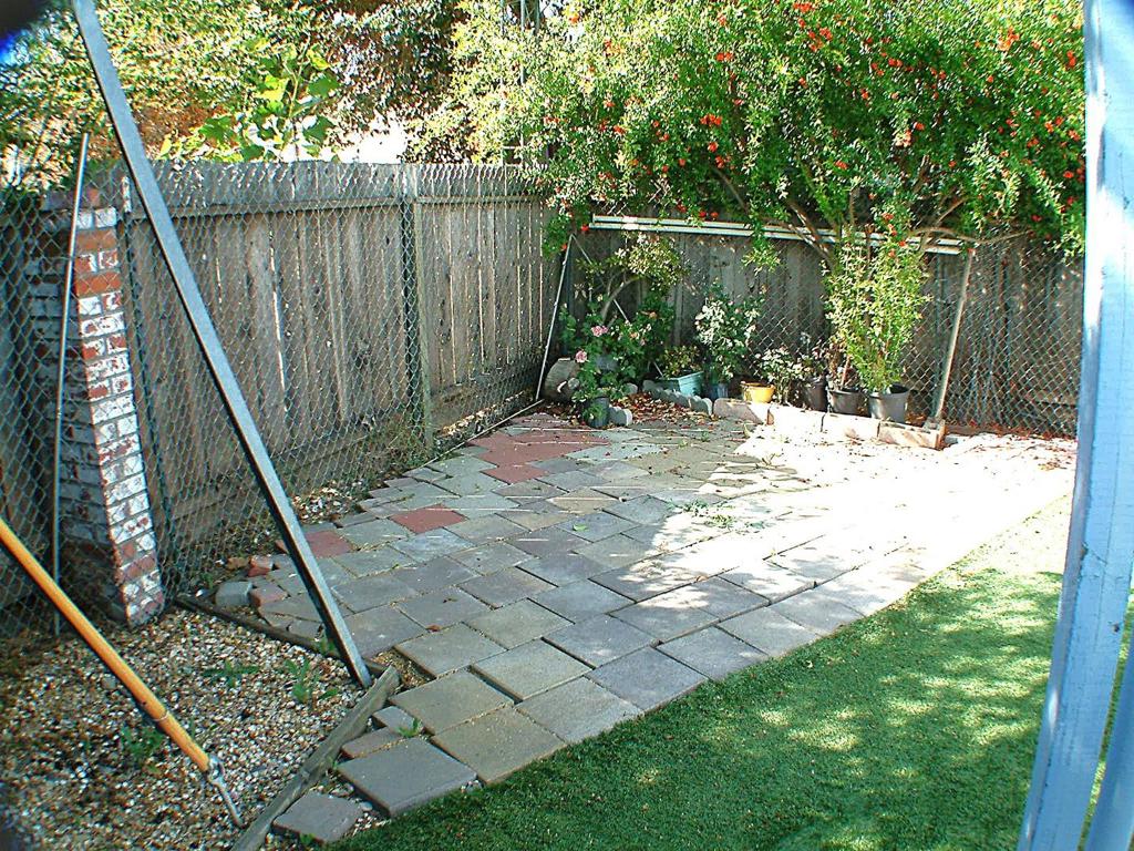 580 Ahwanee Avenue 49 Property Photo 4