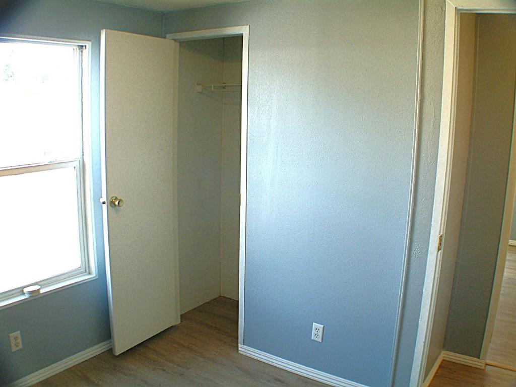 580 Ahwanee Avenue 49 Property Photo 14