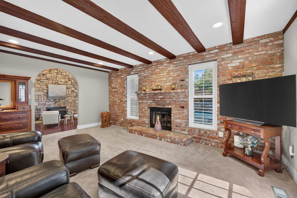 17005 Uvas Road Property Photo 32