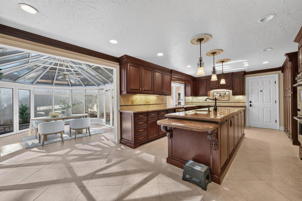 17005 Uvas Road Property Photo 36