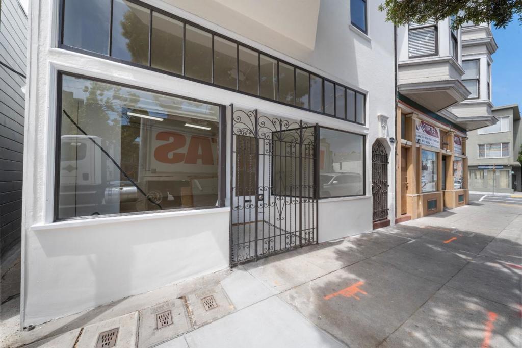 3774 Mission Street Property Photo 2