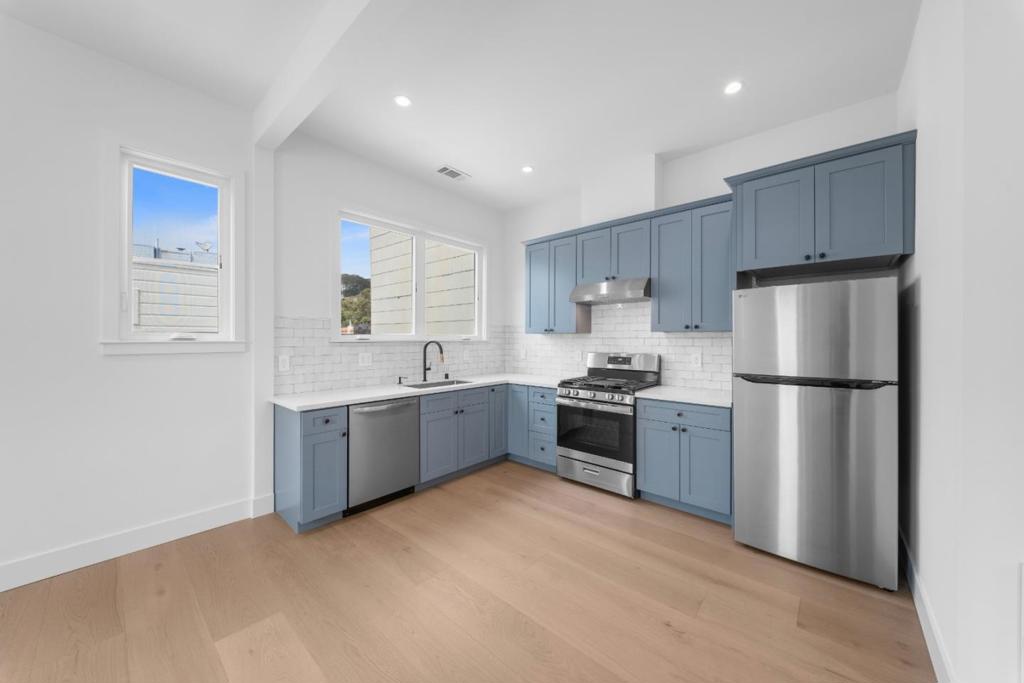 3774 Mission Street Property Photo 6