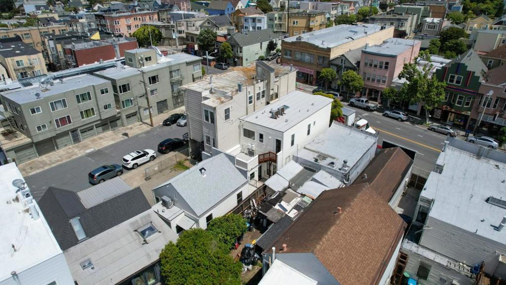 3774 Mission Street Property Photo 17