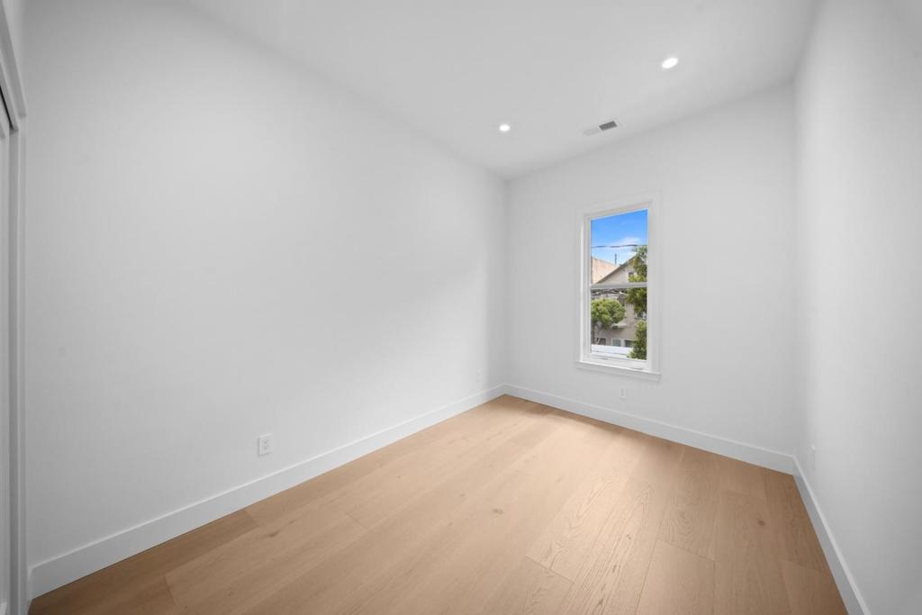 3774 Mission Street Property Photo 18