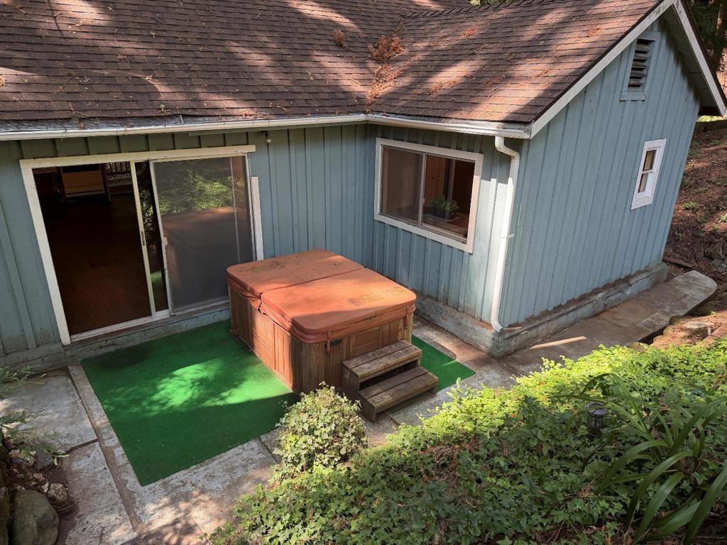 16730 Laurel Road Property Photo 36