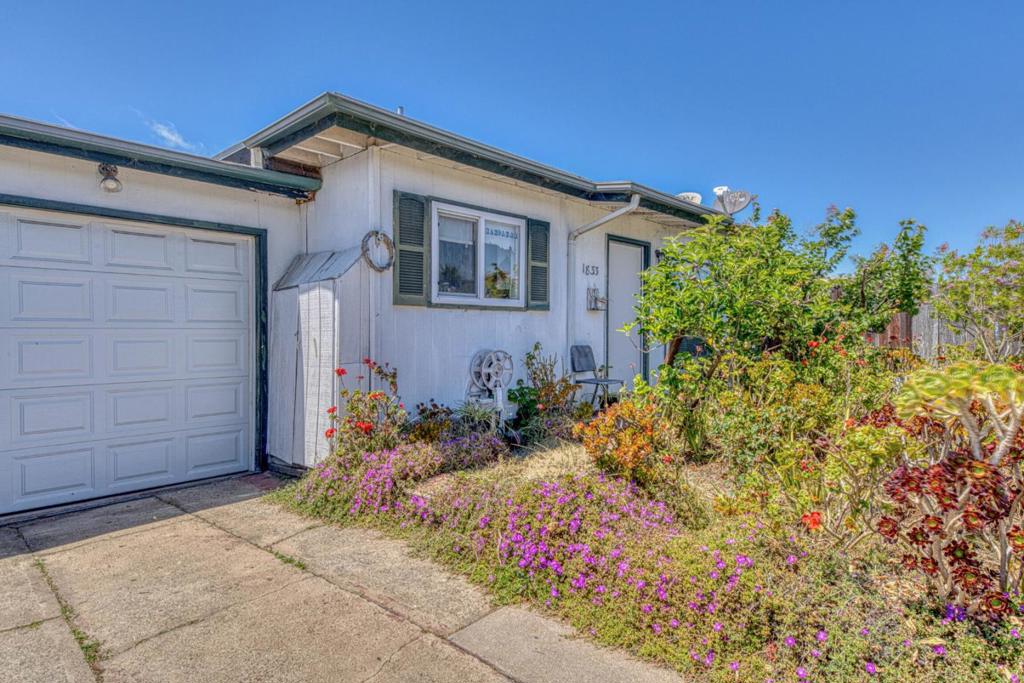 1833 Waring Street Property Photo 2