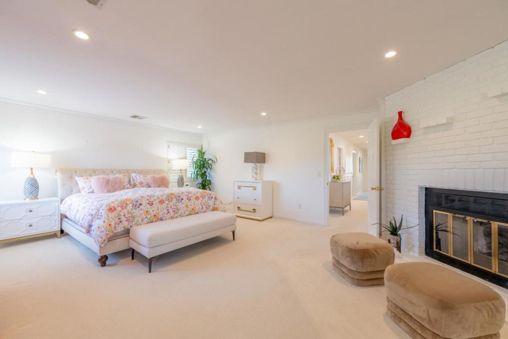 1043 Broncho Road Property Photo 12
