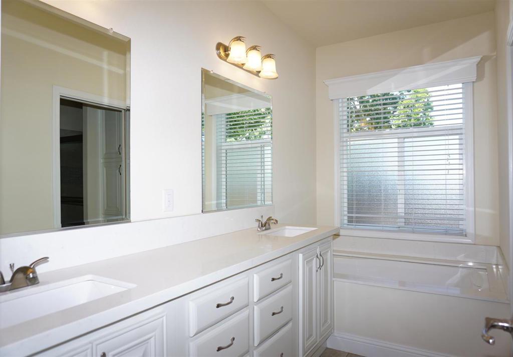 1050 Borregas Avenue 8 Property Photo 20